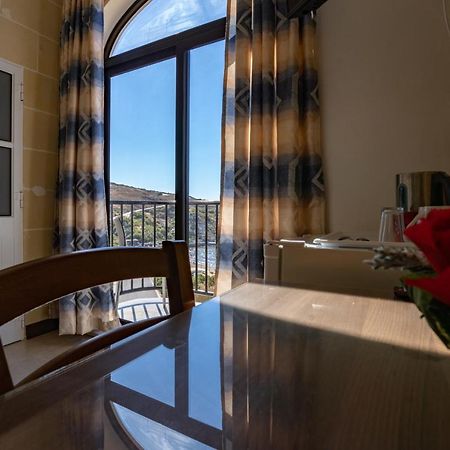 Sunset Seaview Accommodation มาร์ซาลฟอร์น ภายนอก รูปภาพ