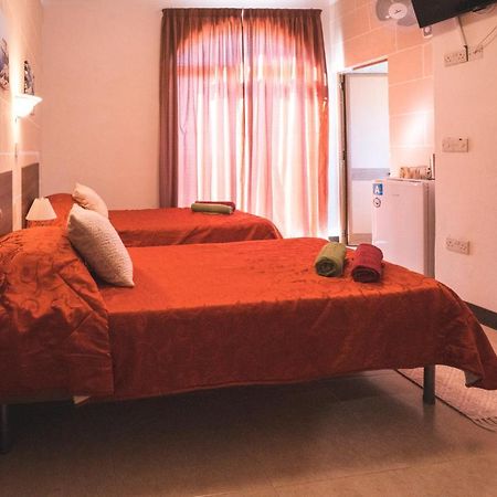 Sunset Seaview Accommodation มาร์ซาลฟอร์น ภายนอก รูปภาพ