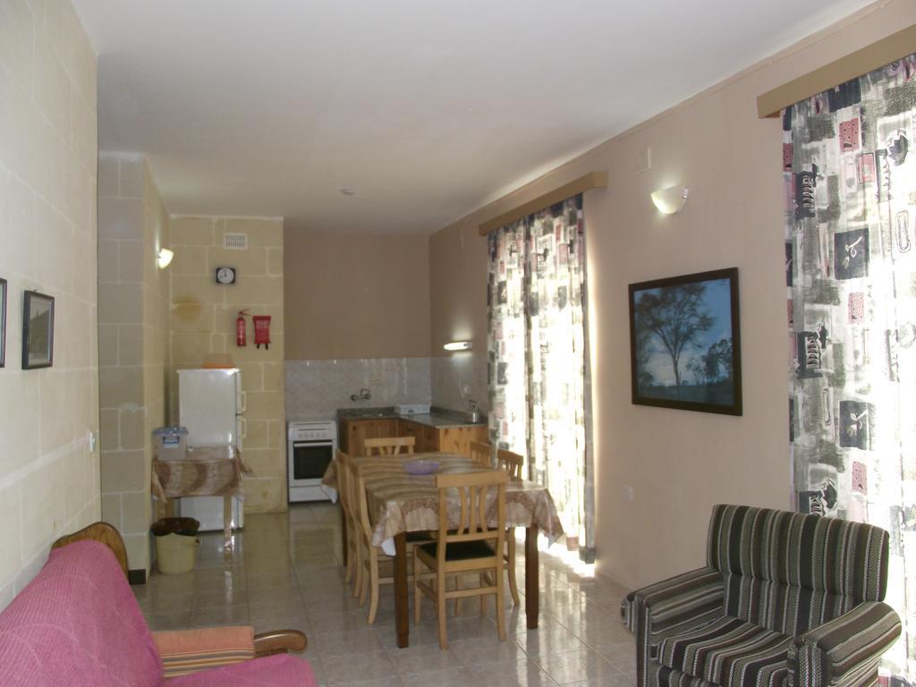 Sunset Seaview Accommodation มาร์ซาลฟอร์น ภายนอก รูปภาพ