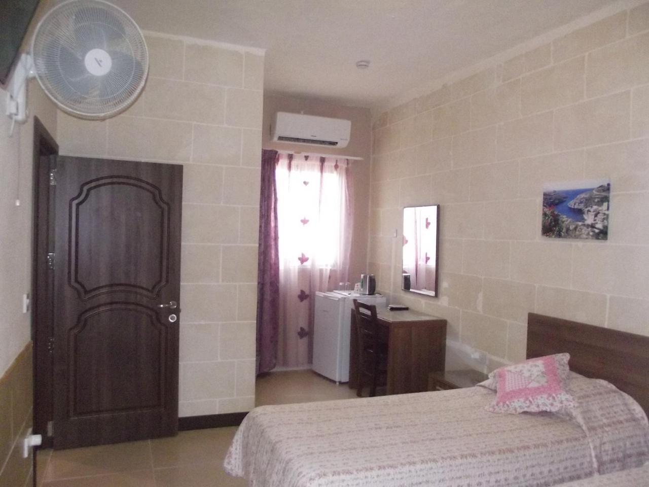 Sunset Seaview Accommodation มาร์ซาลฟอร์น ภายนอก รูปภาพ
