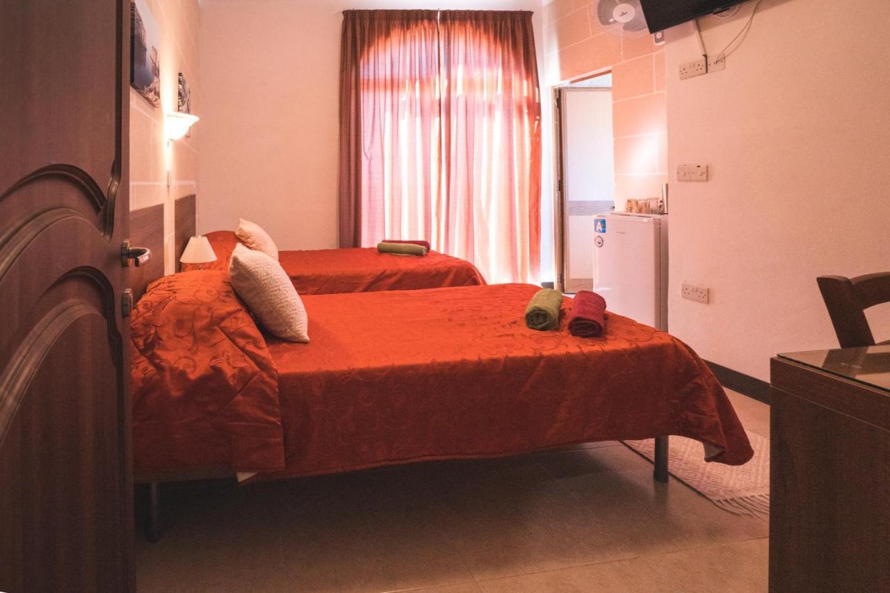 Sunset Seaview Accommodation มาร์ซาลฟอร์น ภายนอก รูปภาพ